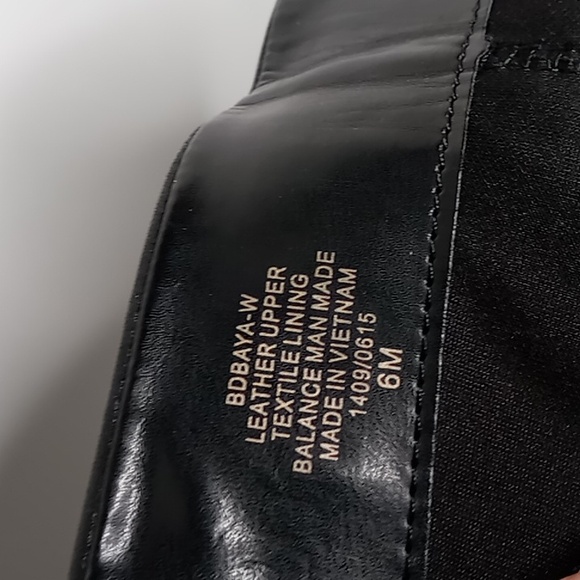 Bandolino+ BD - BAYA - Tall Leather Boots w/Buckle Detail- Black - size 6M - Picture 14 of 16